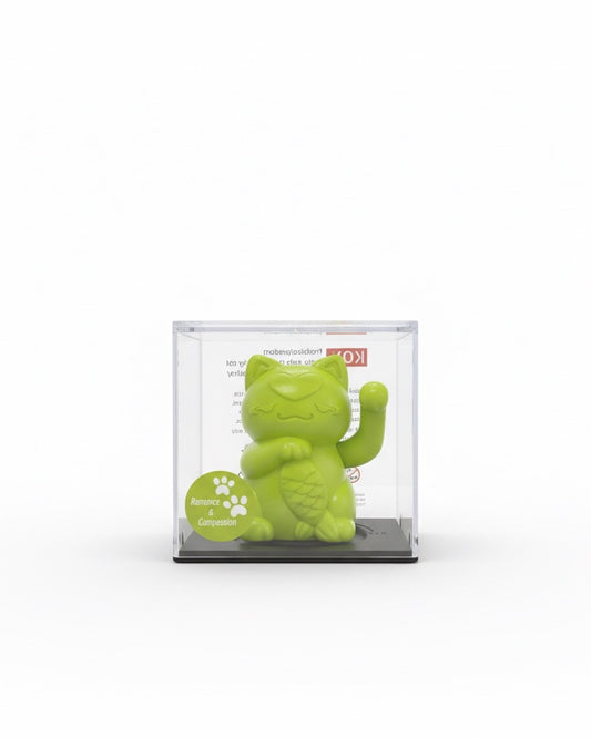 lucky cat (green)